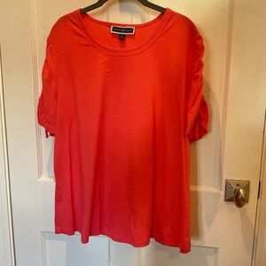 Karen Scott coral tee with rouched shoulder detail, XL